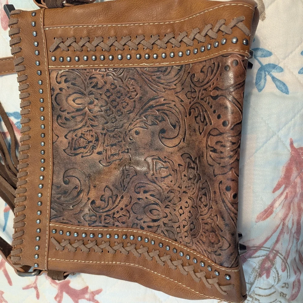MONTANA WEST Fringed Tooled Leather Crossbody Bag in Brown - Picture 6 of 8